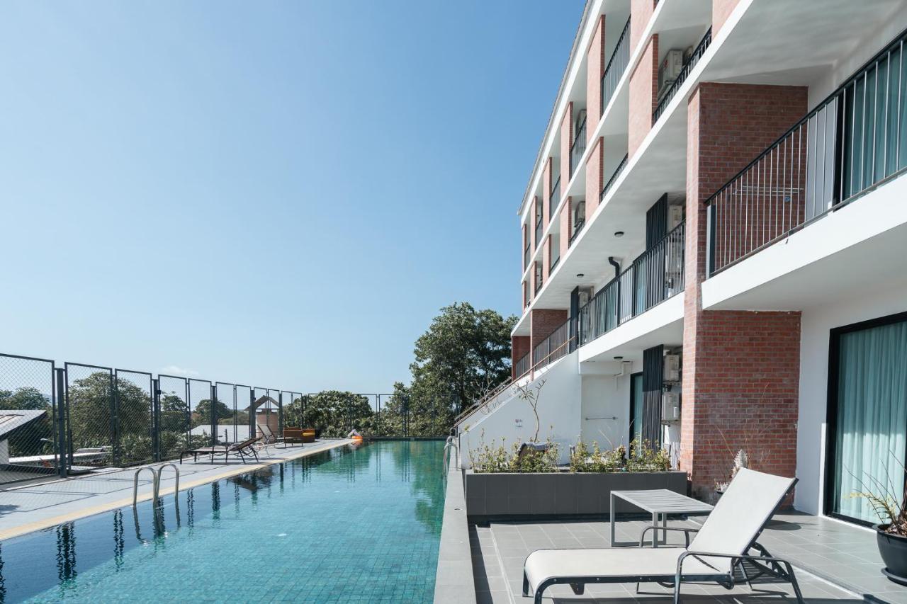 Marina House Muaythai Ta-Iad Phuket 查龙 外观 照片