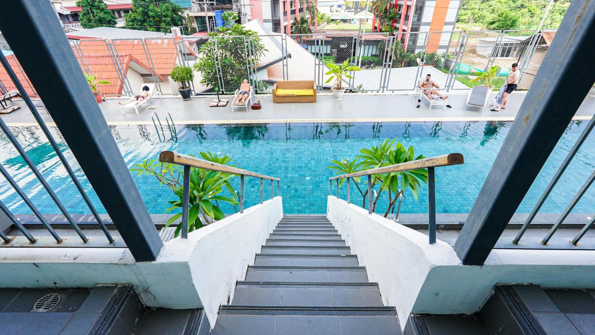 Marina House Muaythai Ta-Iad Phuket 查龙 外观 照片